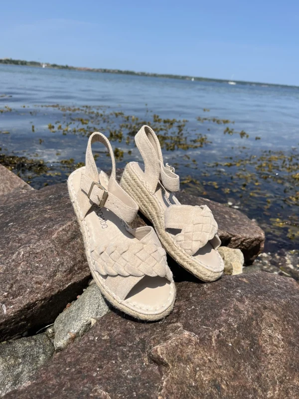 Andres Machado - Beige sandal