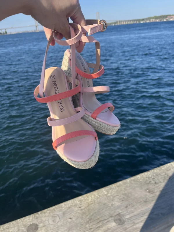 Andres Machado - Flet sandal