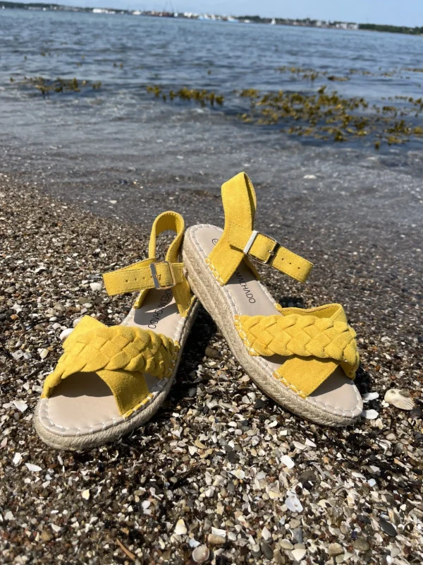andres machado - gul sandal