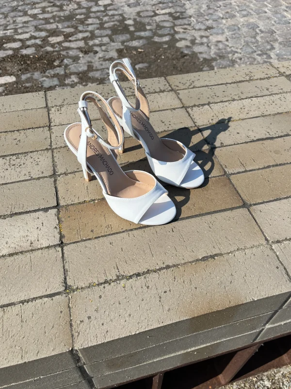 Andres Machado - Hvid pumps