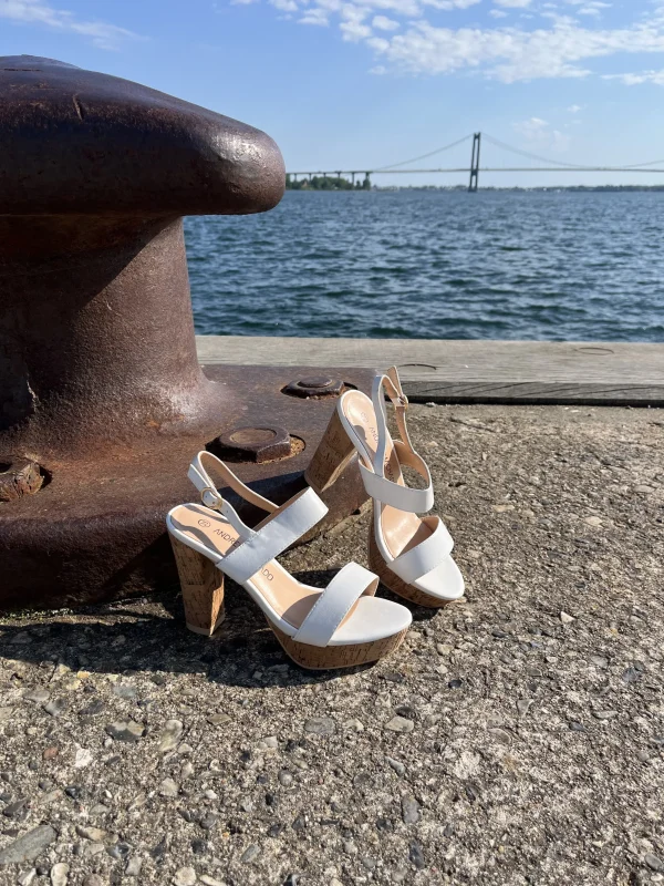 Andres Machado - Hvid sandal