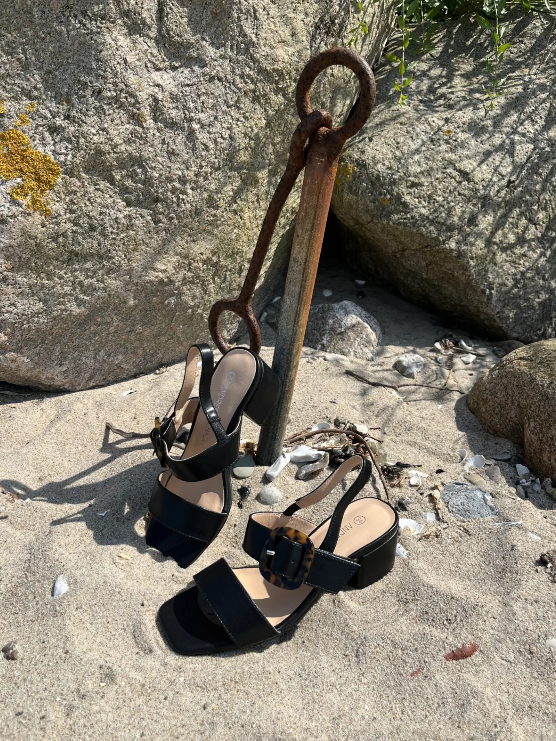andres_machado__sort_sand_1-2.webp Andres Machado - Sort sandal