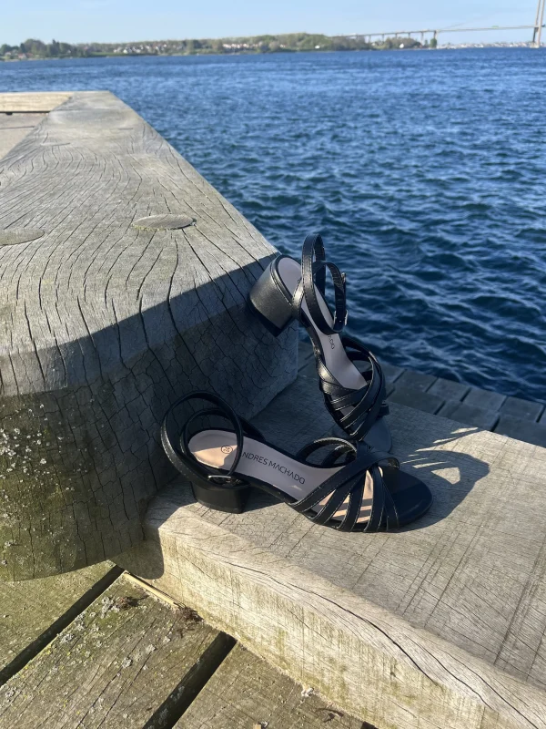 Andres Machado - Sort sandal