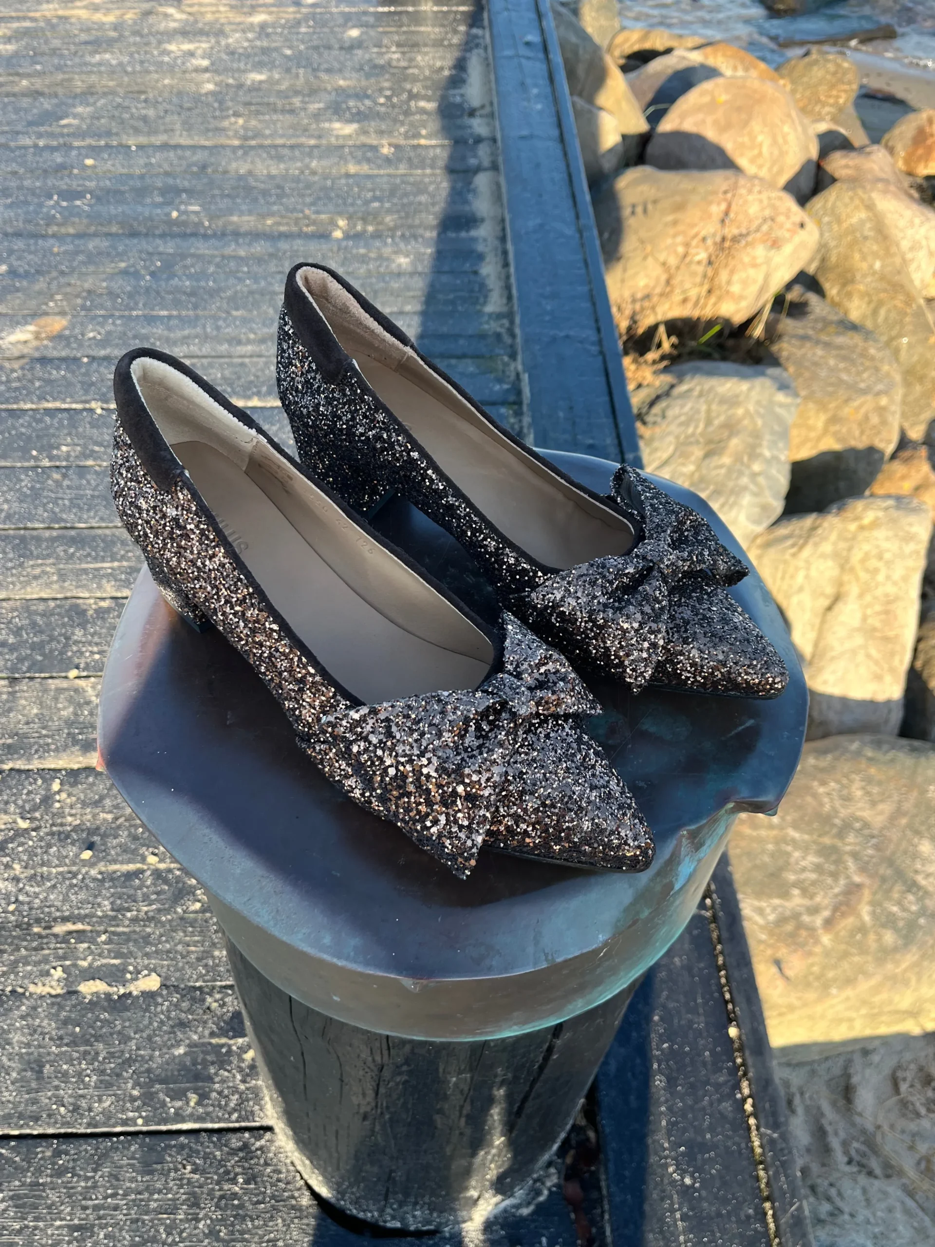 angulus__brun_glimmer_pum_2.webp Angulus - Brun Glimmer Pumps
