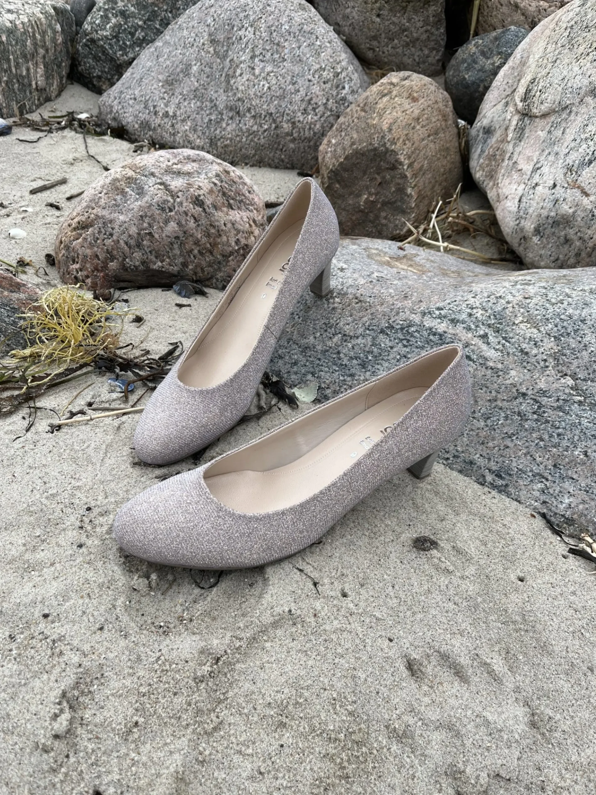 gabor__guld_pumps_1-1.webp Gabor - Guld pumps