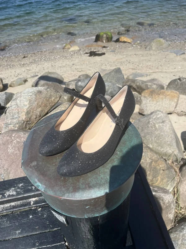 Gabor - Sort glimmer pumps