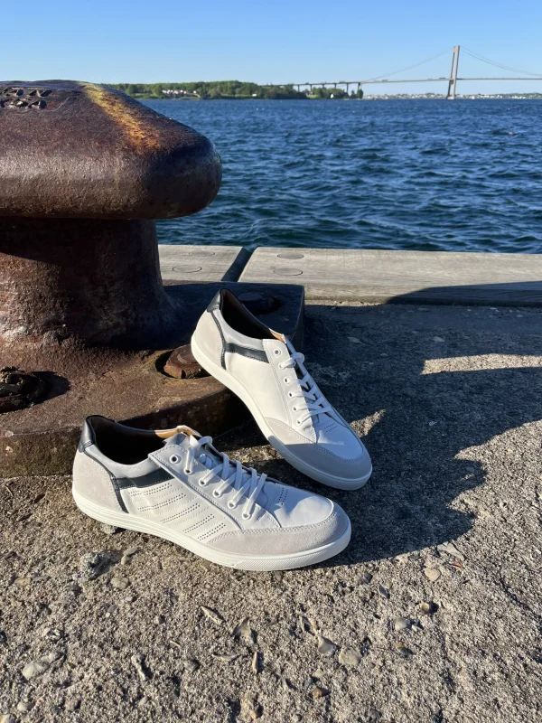 Jomos - Hvid herresneakers