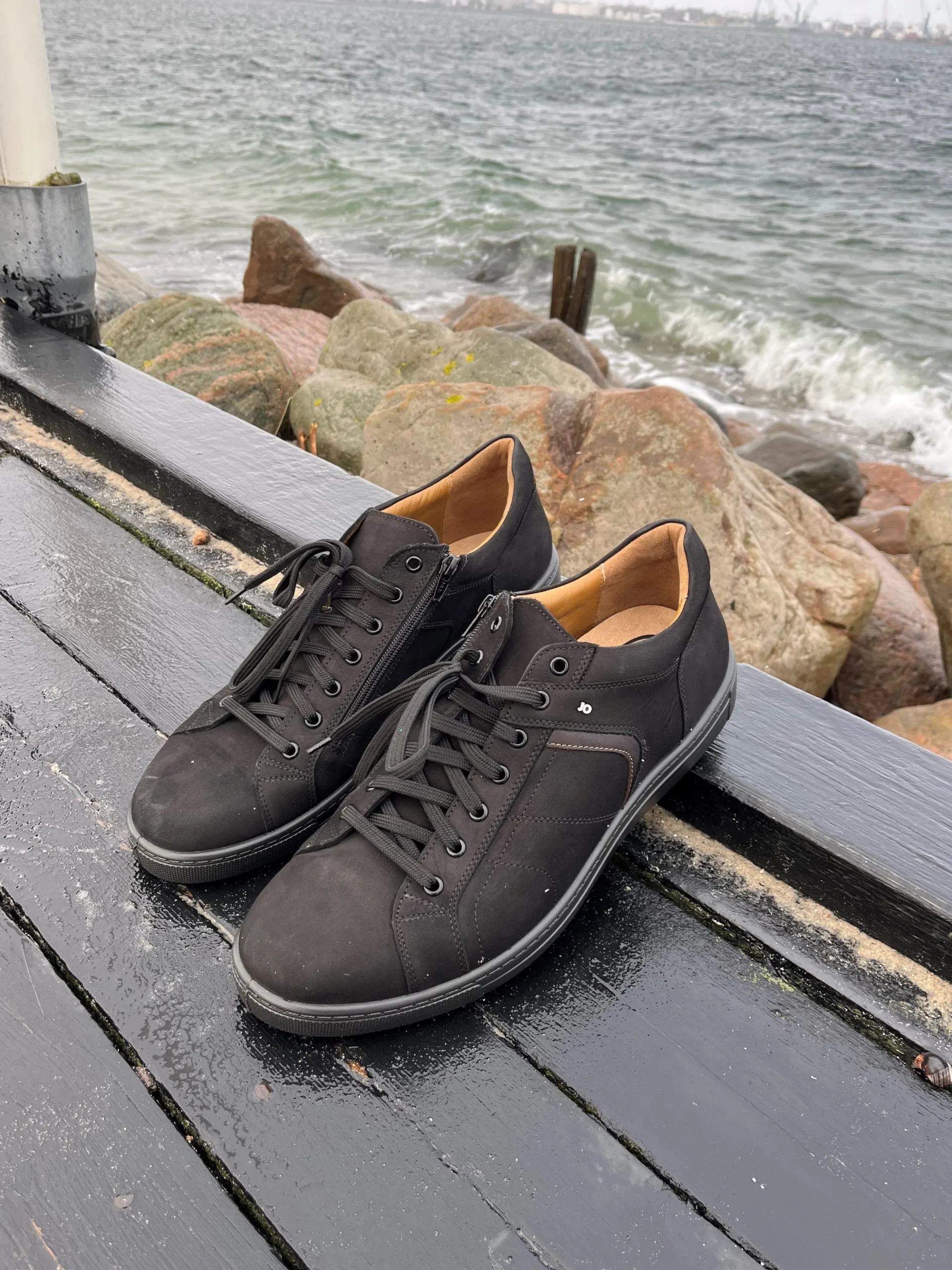 jomos__sort_herresneakers_0-1.webp Jomos - Sort herresneakers