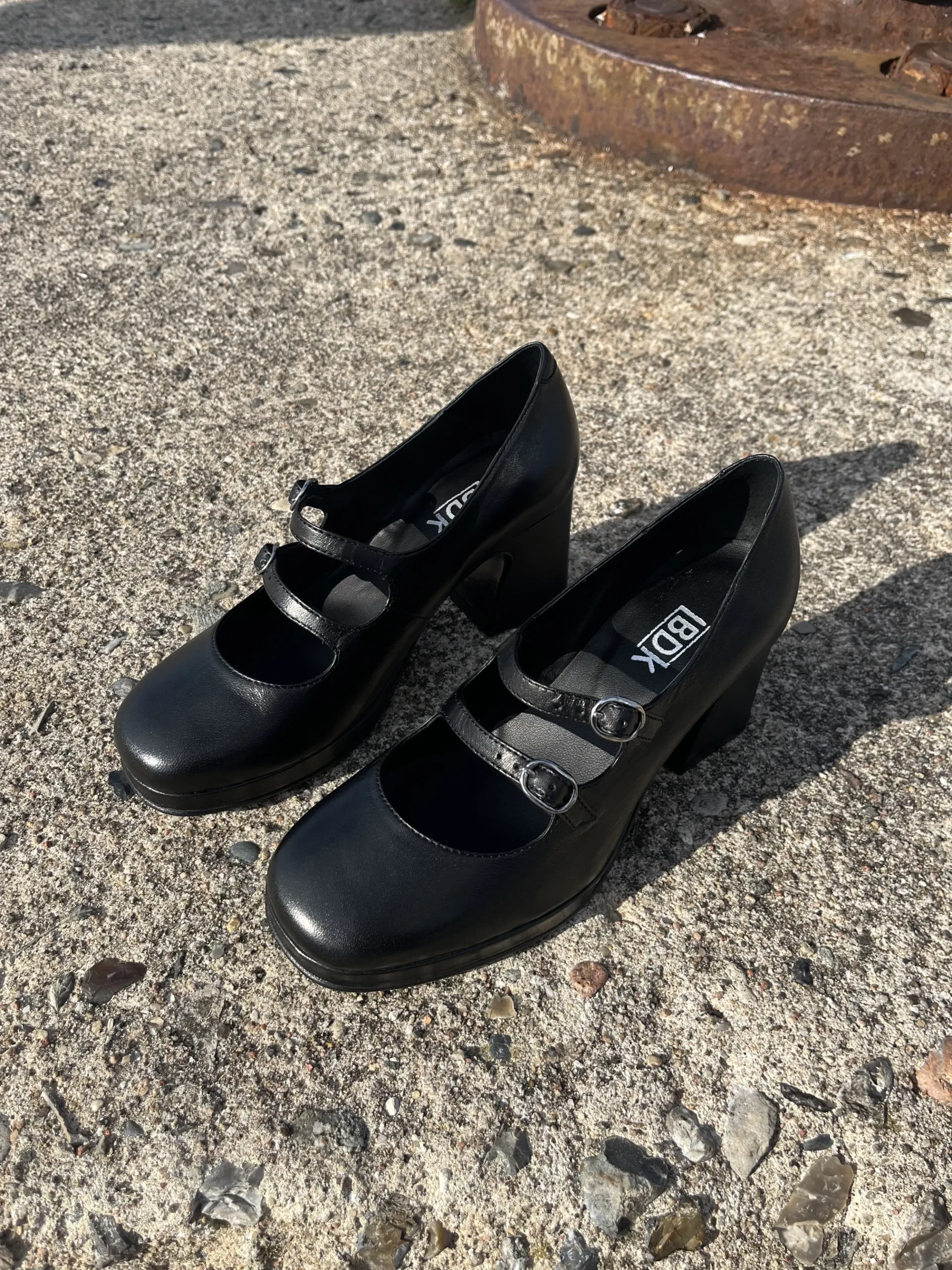 lasse_balschmidt__sort_ld_3.webp Lasse Balschmidt - Sort læder pumps