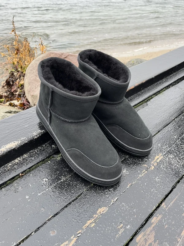 New Zealand Boots - Black