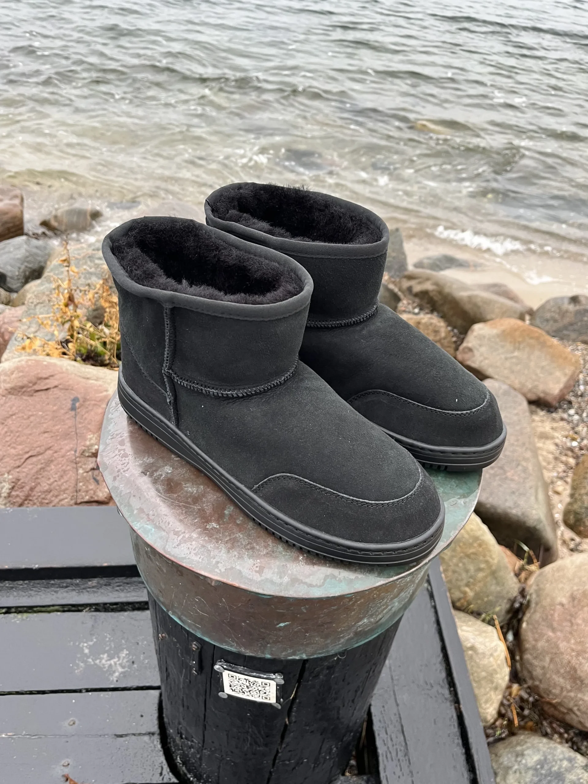 new_zealand_boots__black_1.webp New Zealand Boots - Black