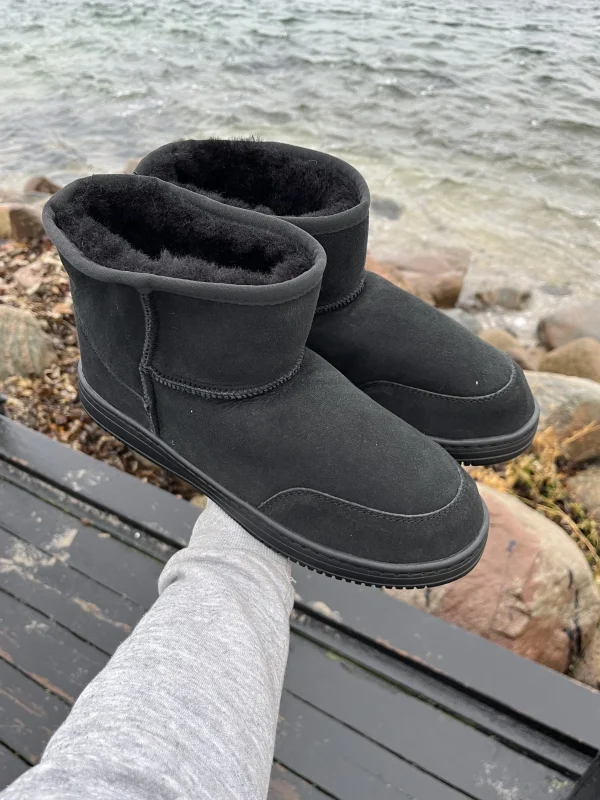 New Zealand Boots - Black