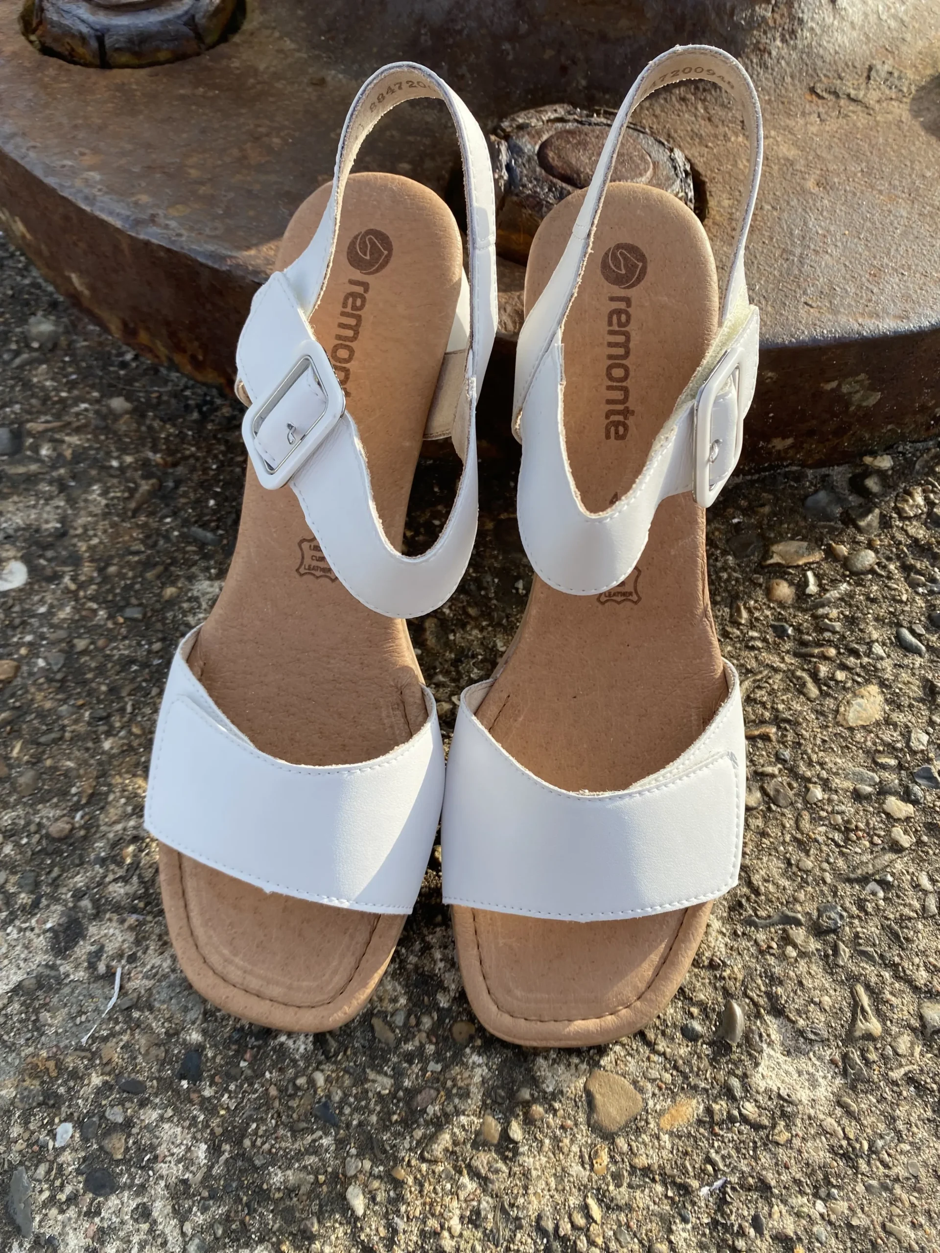 remonte__hvid_sandal_2.webp Remonte - Hvid sandal
