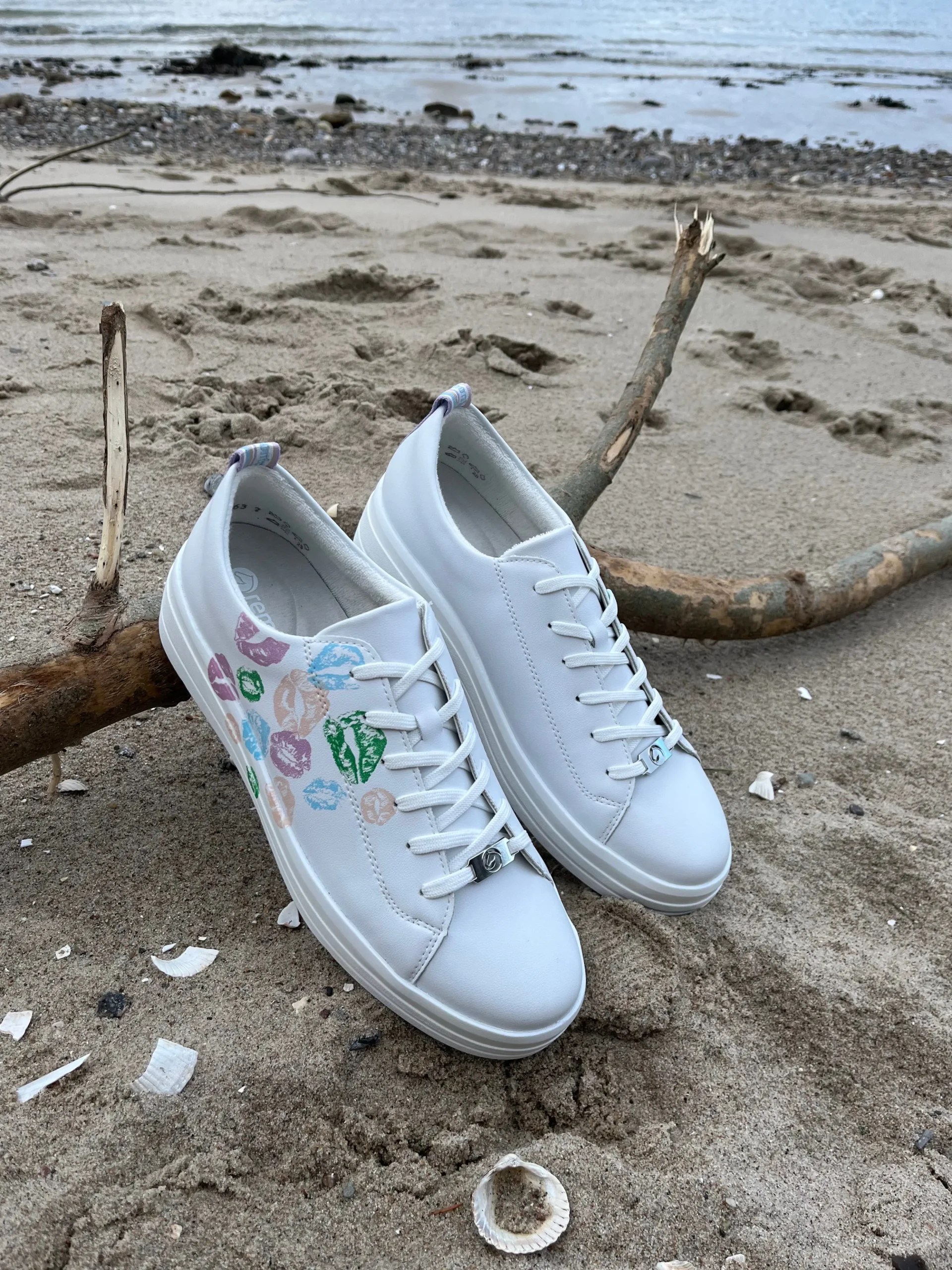 remonte__hvid_sneakers_0.webp Remonte - Hvid sneakers