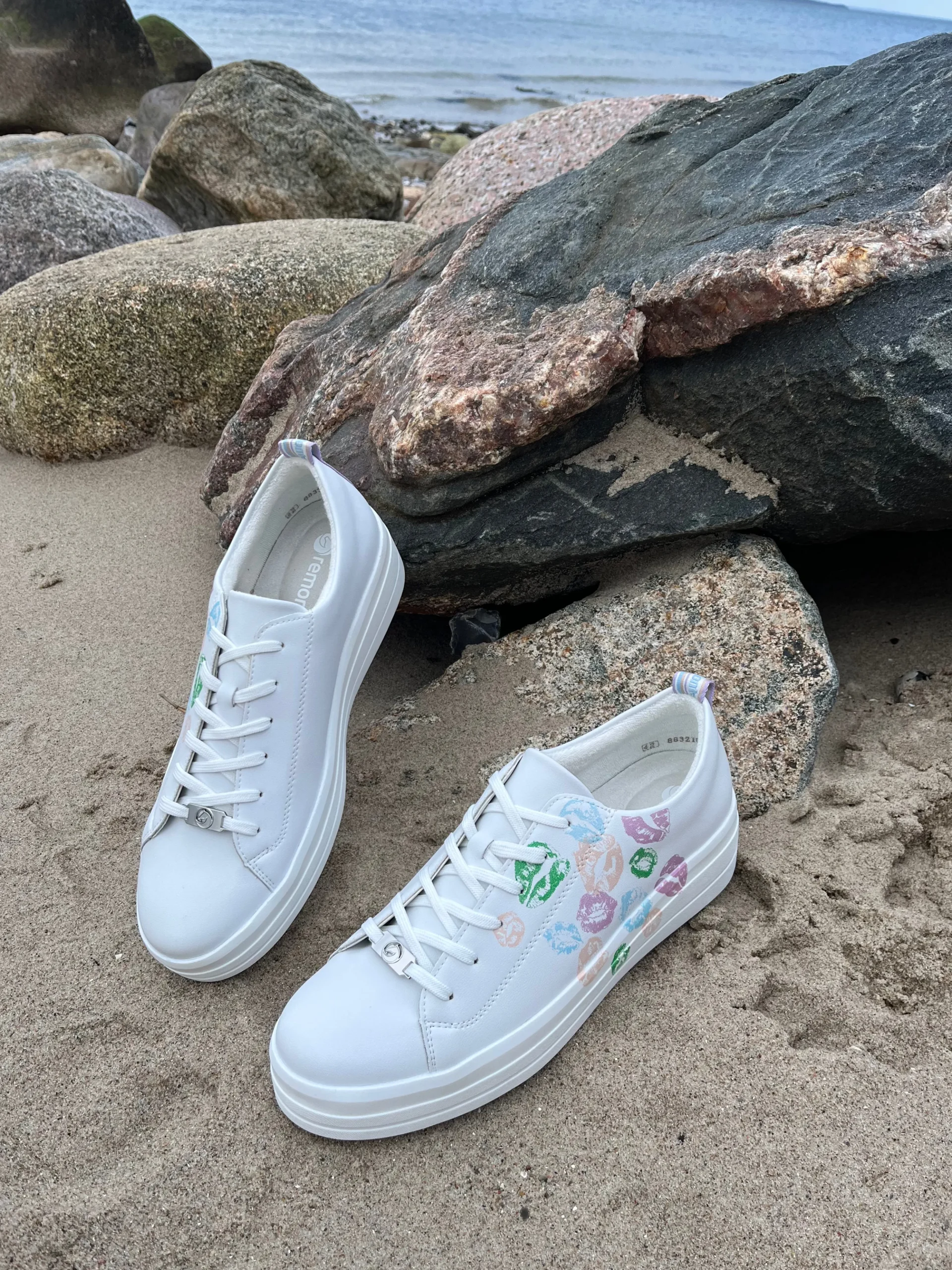 remonte__hvid_sneakers_2.webp Remonte - Hvid sneakers