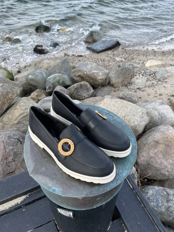 Remonte -sort loafers