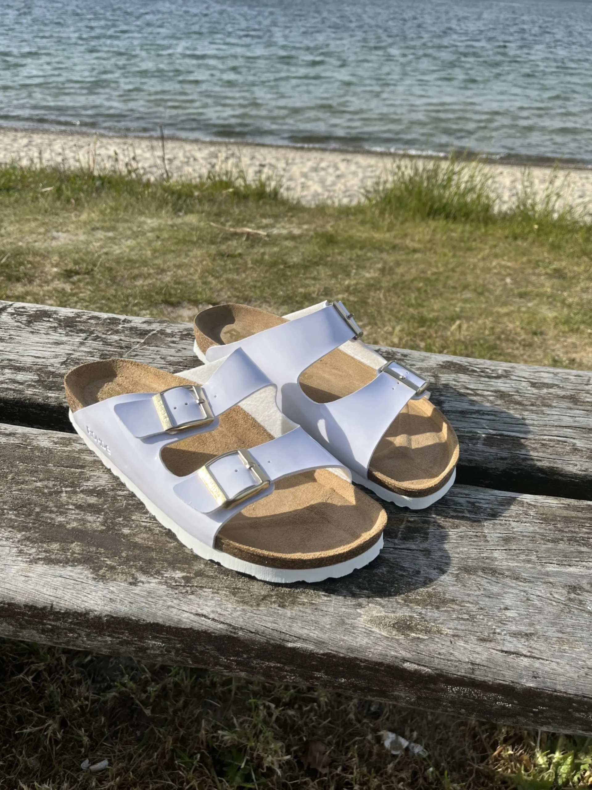 rohde__hvid_lak_sandal_2.webp Rohde - Hvid lak sandal